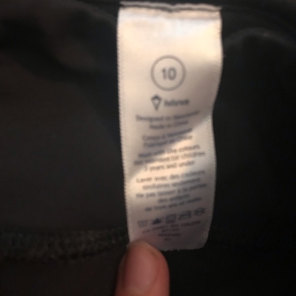 Ivivva cropped leggings size 10 - Picture 4 of 5